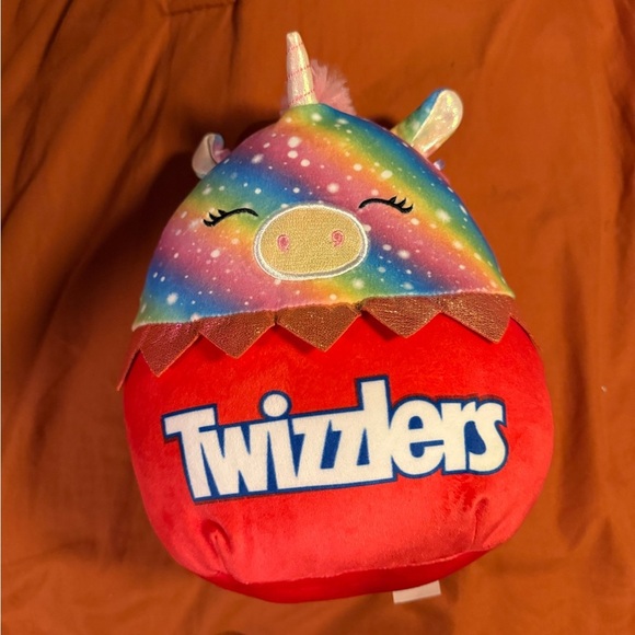 Squishmallows Prim 6" Unicorn Twizzlers Licorice Candy Rainbow - Picture 1 of 3